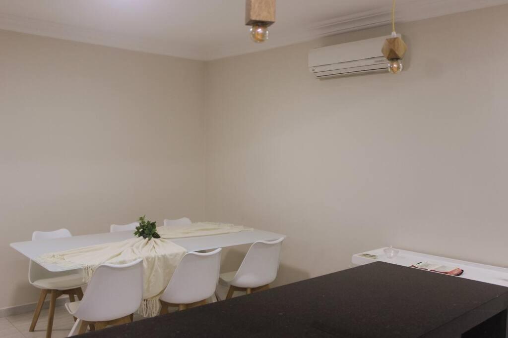 Ap Confortavel Guaruja - Enseada ภายนอก รูปภาพ